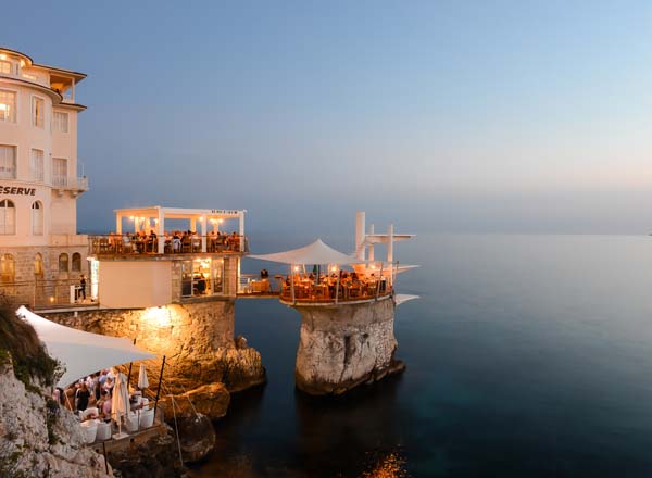 Rooftop bar Le Plongeoir in Nice