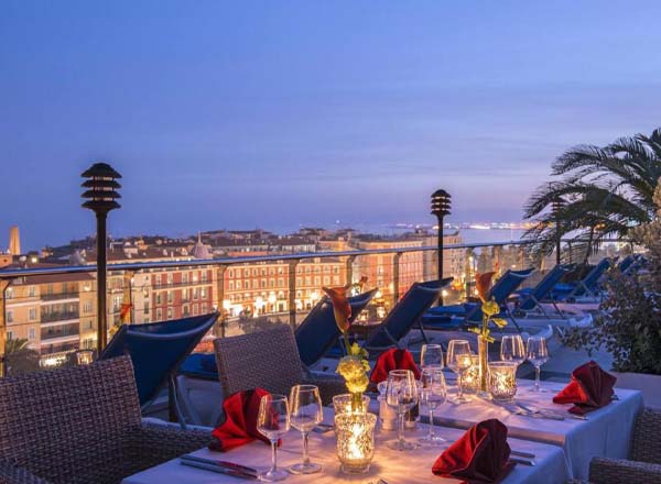 Rooftop bar Moon Bar at Aston La Scala in Nice