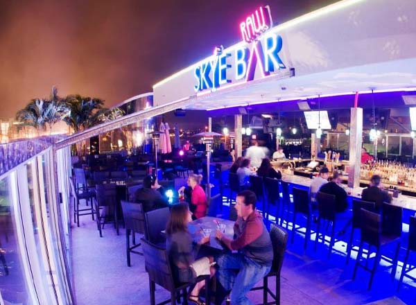 Rooftop bar Skye Bar & Grille in Ocean City, MD