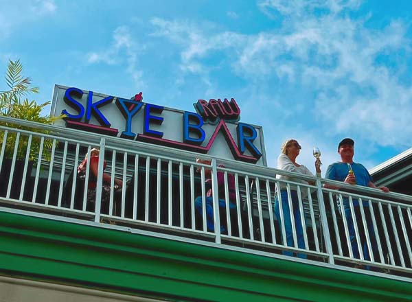 Rooftop bar Skye Bar & Grille in Ocean City, MD