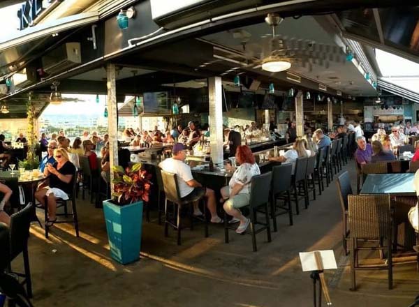 Rooftop bar Skye Bar & Grille in Ocean City, MD