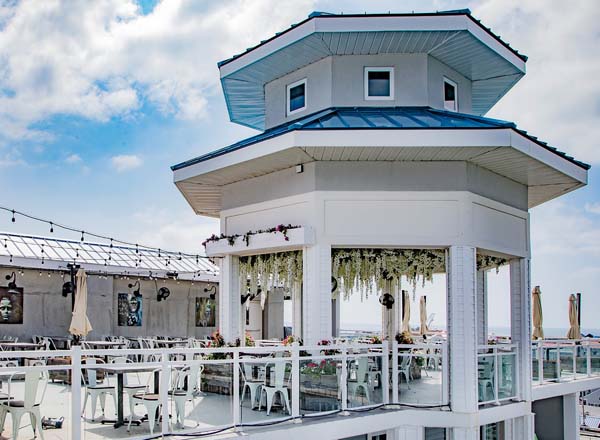 Rooftop bar Spain Wine Bar in Ocean City, MD