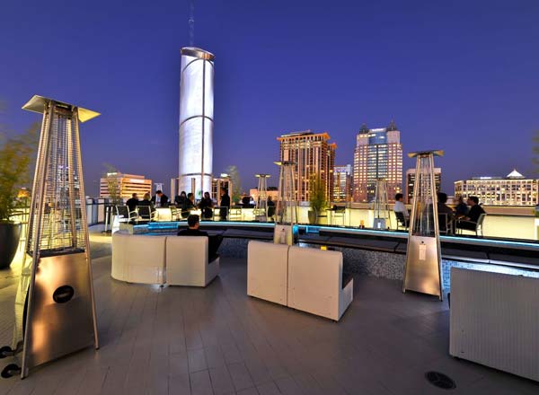 Rooftop bar Sky Lounge Orlando in Orlando