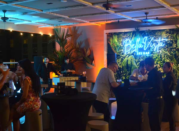 Rooftop bar Bella Vista Sky Bar in Panama City