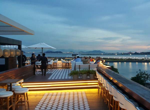 Rooftop bar CasaCasco in Panama City