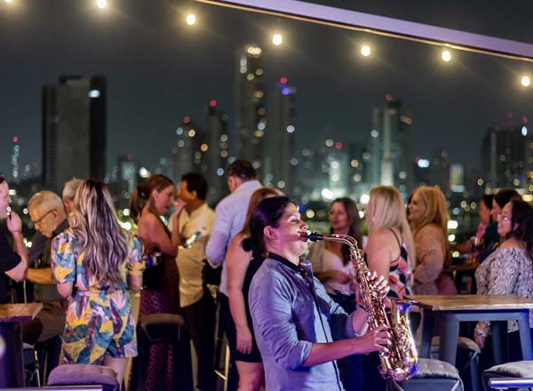 Rooftop bar Panama City Sama Sky Lounge in Panama City