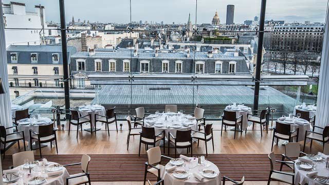 Rooftop bar Maison Blanche in Paris