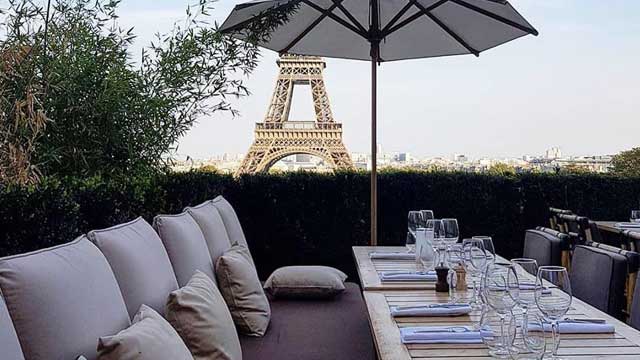 Rooftop bar Café de l'Homme in Paris