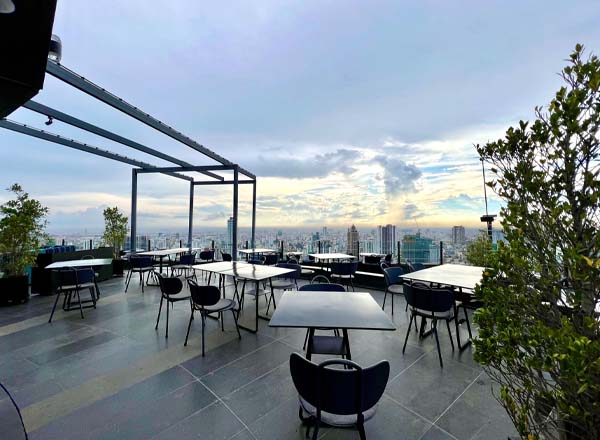 Rooftop bar Celeste Revolving Skybar & Restaurant in Phnom Penh