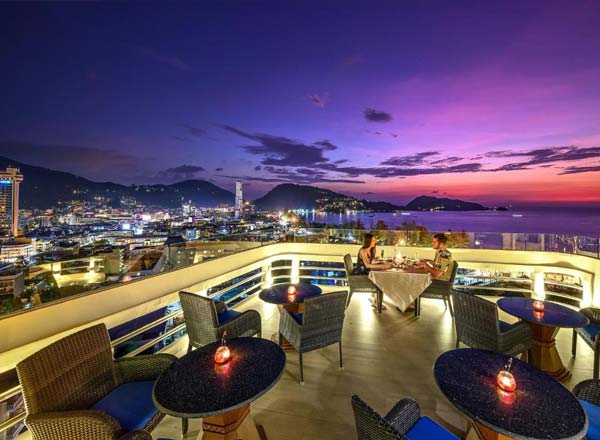 Rooftop bar Andaman Sky Lounge in Phuket