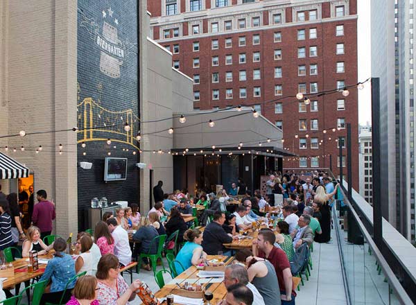 Rooftop bar Biergarten Hotel Monaco in Pittsburgh