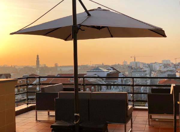 Rooftop bar Rooftop at Porto Coliseum Hotel in Porto