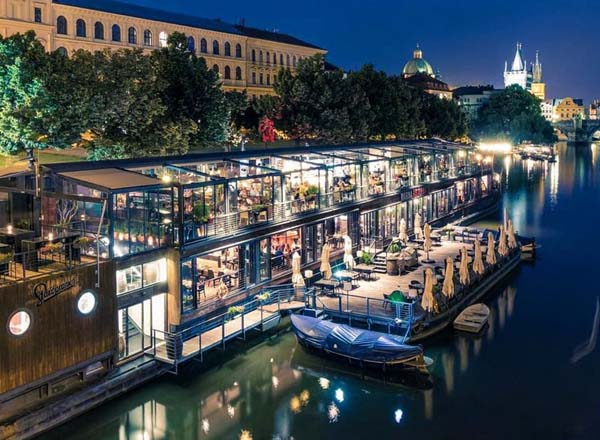 Rooftop bar Marina Ristorante in Prague