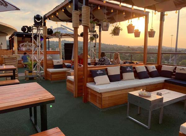 Rooftop bar Summit Grill & Sky Bar in Pretoria