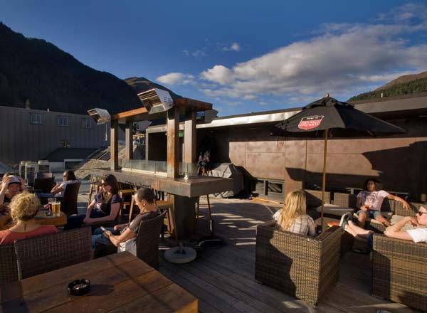 Rooftop bar Local Queenstown in Queenstown