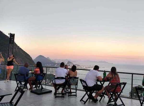 Bar en la azotea Bar da Laje en Río de Janeiro