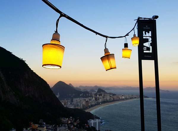Bar en la azotea Bar da Laje en Río de Janeiro