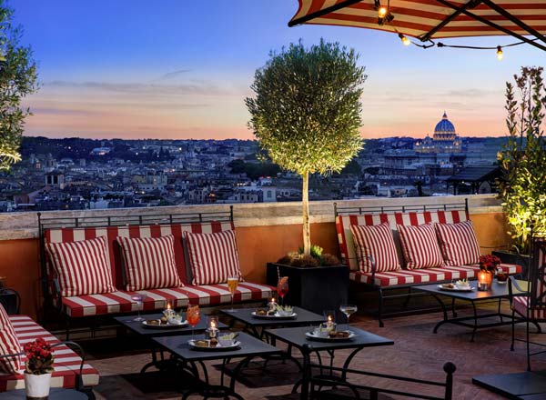 Bar en la azotea Cielo Terrace en Roma