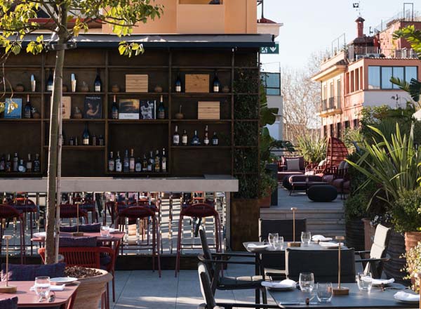 Rooftop bar Etere Rooftop in Rome