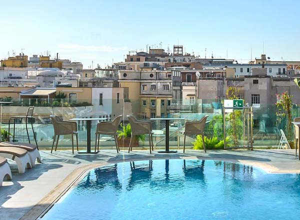Rooftop bar Organics Sky Garden in Rome