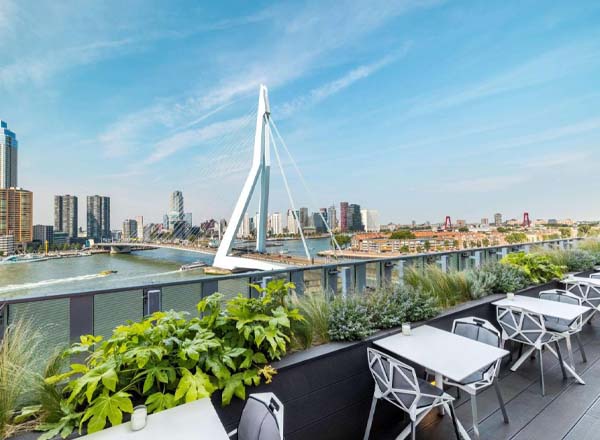 Rooftop bar Gastrobar ELVY at nhow Rotterdam in Rotterdam