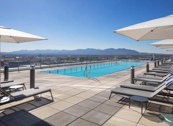 Rooftop bar Mar Muntanya in Salt Lake City