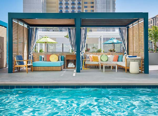 Rooftop bar 5 O'Clock Somewhere Rooftop Bar in San Diego