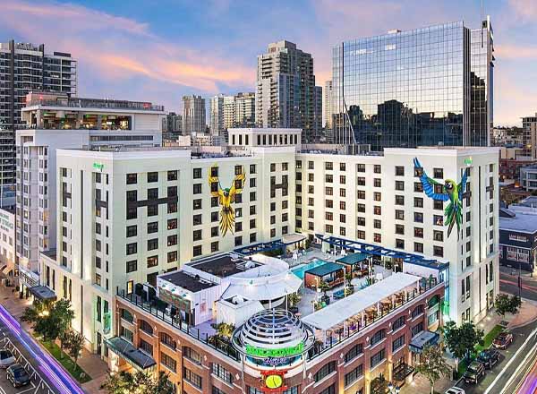 Rooftop bar 5 O'Clock Somewhere Rooftop BarUpper East Bar in San Diego