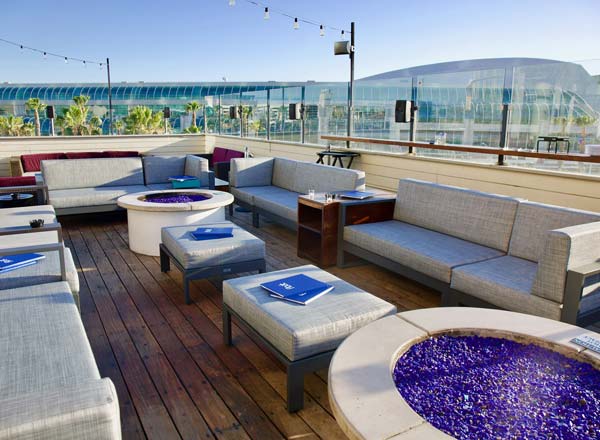 Rooftop bar Float in San Diego