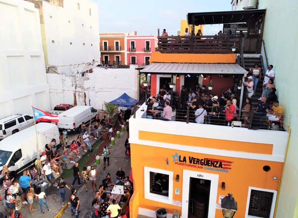 Rooftop bar La Vergüenza in San Juan