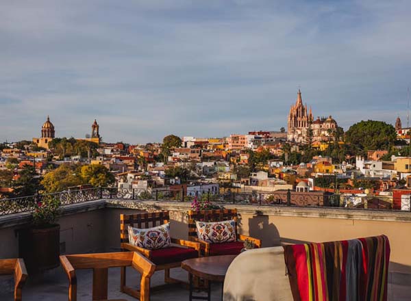 Rooftop bar Luna Rooftop Tapas Bar in San Miguel de Allende