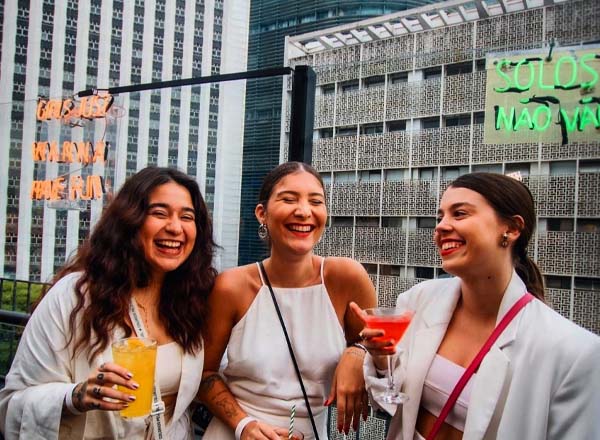 23h às 29h: Tokyo SP surpreende com karaokê e festas em rooftop - 29HORAS