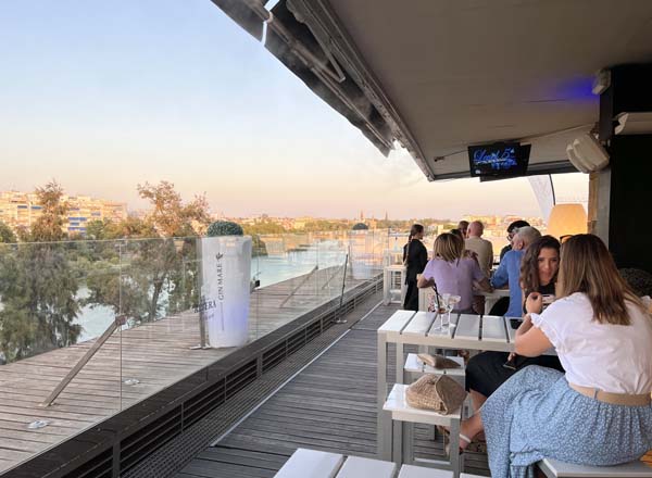 Rooftop bar Sevilla LEVEL 5th in Seville