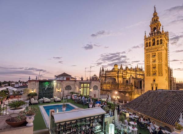 Rooftop bar Terraza Doña María in Seville