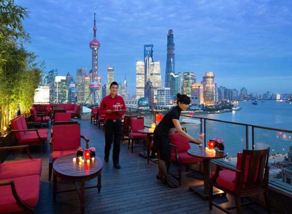 Rooftop bar Sir Elly's Terrace at The Peninsula in Shanghai