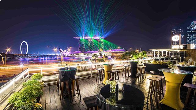 Rooftop bar The Rooftop at 1919 Waterboat House in Singapore