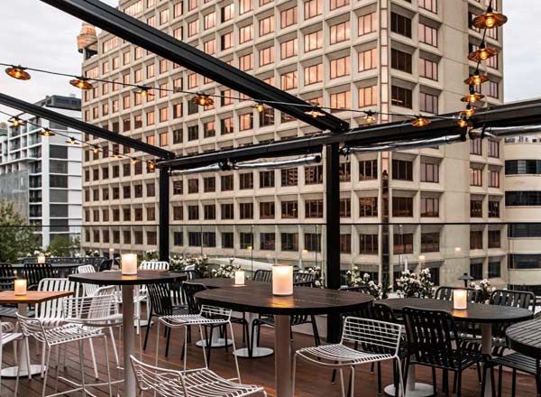 Rooftop bar The Strand Hotel in Sydney