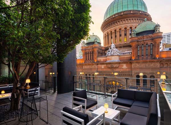 Rooftop bar Zeta Bar in Sydney