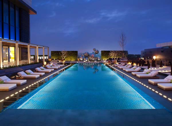 Rooftop bar WET Bar at W Taipei in Taipei