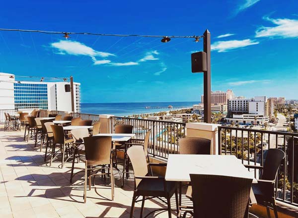 Rooftop bar Jimmy's On The Edge in Tampa Bay
