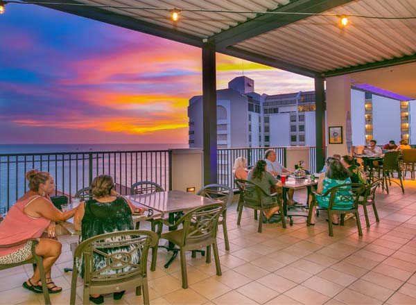 Rooftop bar Jimmy's On The Edge in Tampa Bay