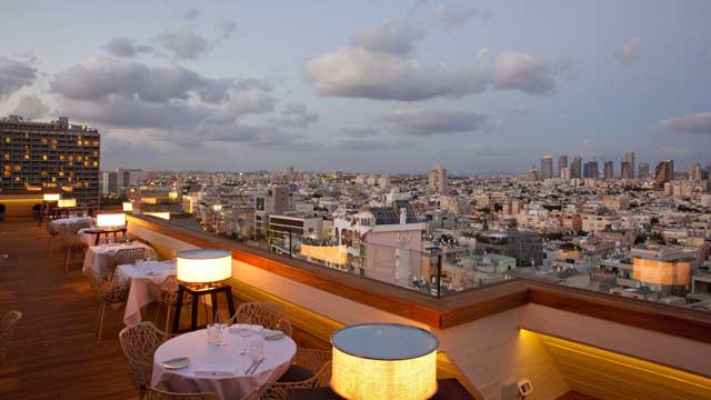 Rooftop bar Blue Sky in Tel Aviv