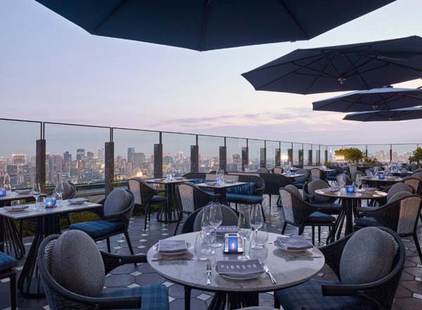 Rooftop bar PIGNETO at Four Seasons in Tokyo