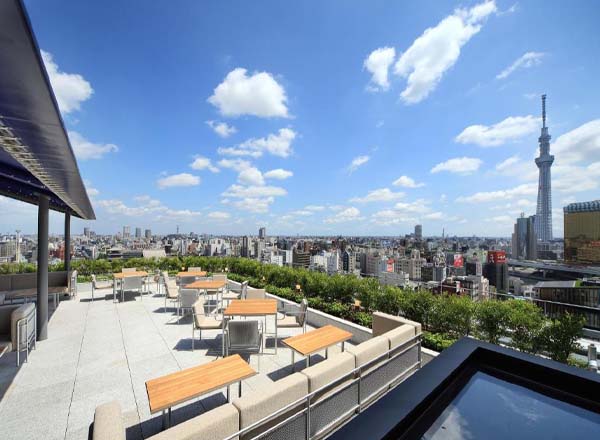 Rooftop bar Tokyo The Gate Hotel Kaminarimon Restaurant & Bar in Tokyo