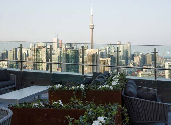 Rooftop bar Valerie in Toronto