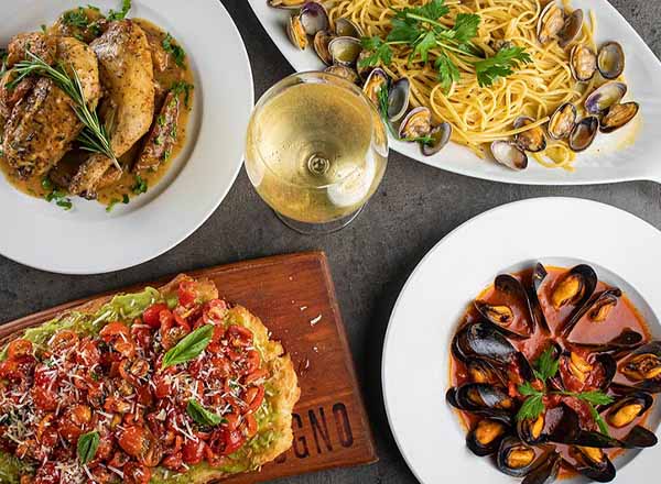 Rooftop bar Il Sogno in Wheaton, IL