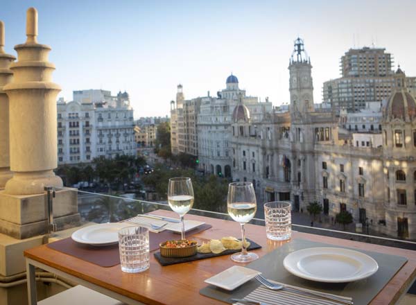 Rooftop bar Ateneo Sky Bar Restaurant in Valencia