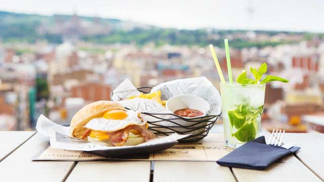 Rooftop bar La Terraza VLC Urban Club in Valencia