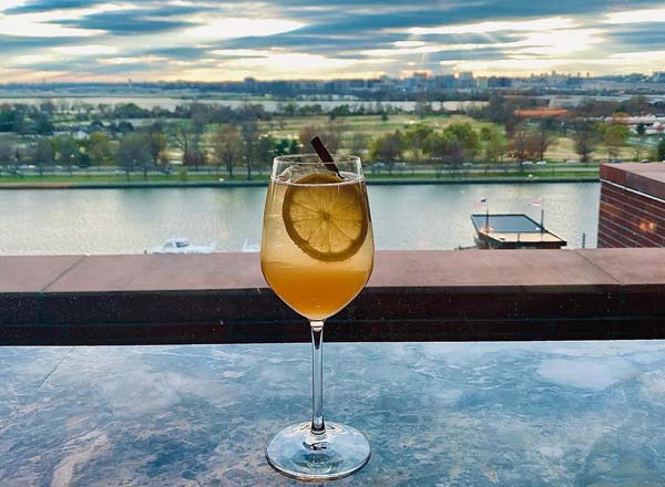 Rooftop bar 12 Stories in Washington DC