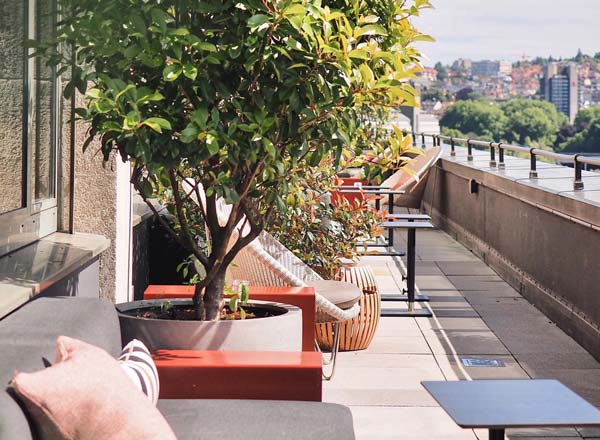 Rooftop bar George Bar & Grill in Zürich